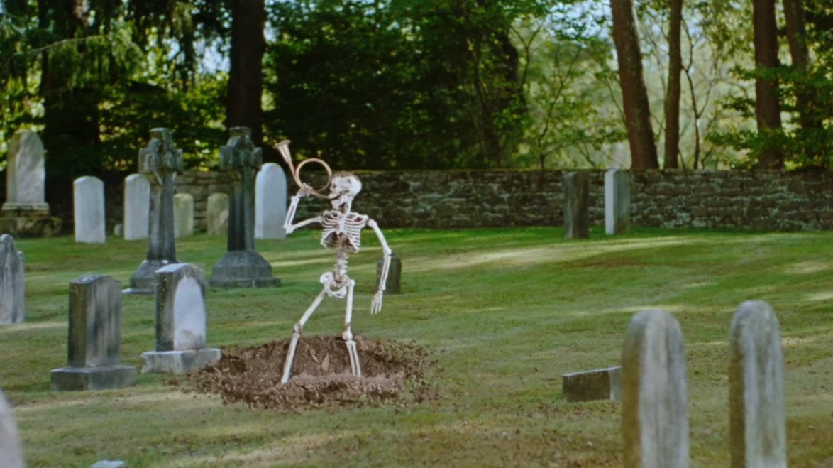 SkeletonsinFilm's tweet photo. Strawberry Mansion (2021) https://t.co/G6hQ2aNtLj
