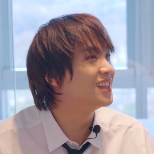 haechan's smile is too precious