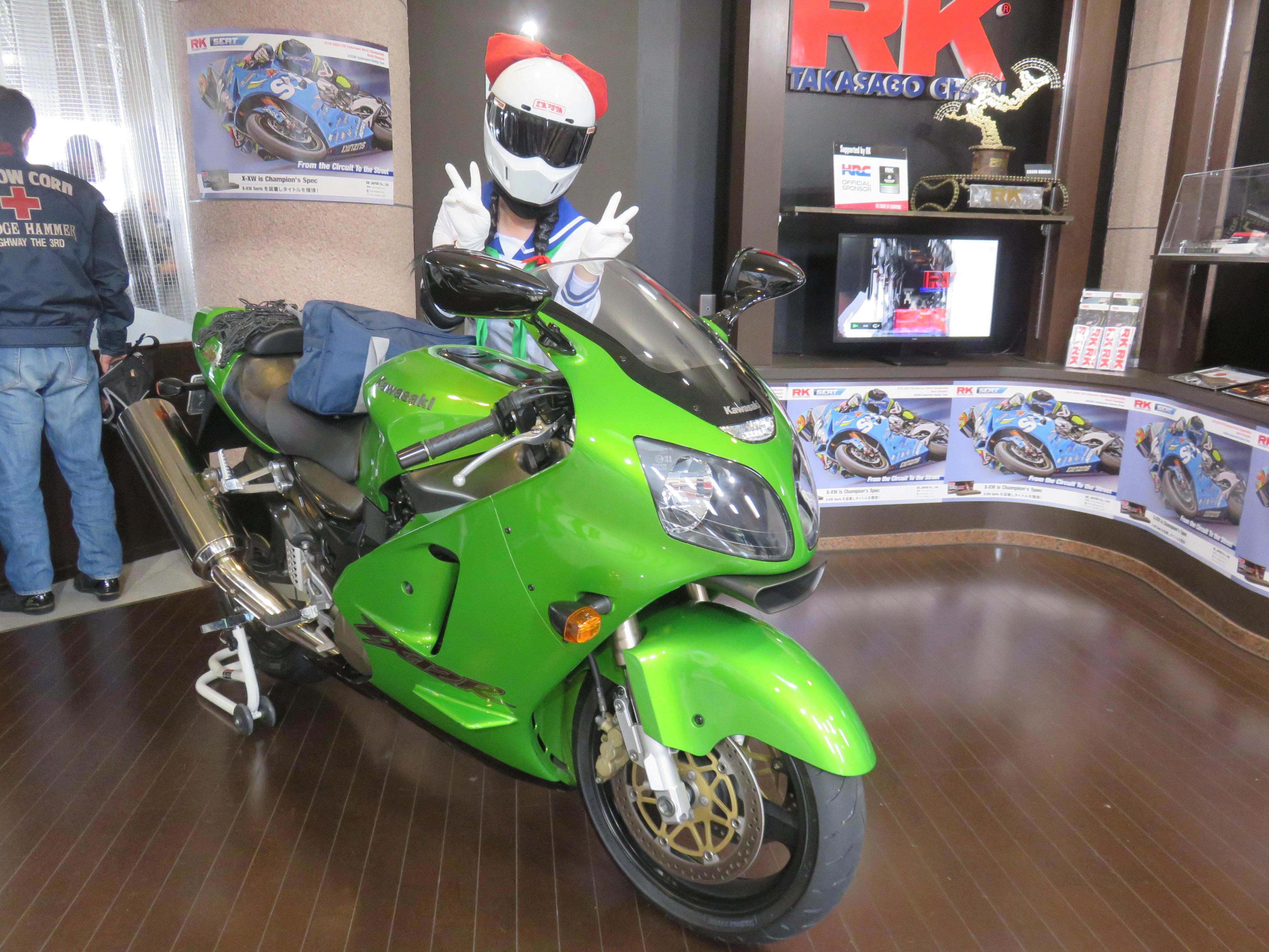 来夢先輩 三代目 Bakuon Lime3 Twitter