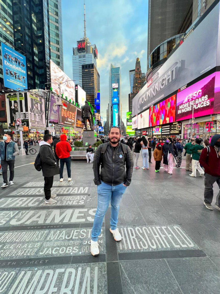 Adalber1994's tweet photo. 🗽 https://t.co/6lsumDTw1M