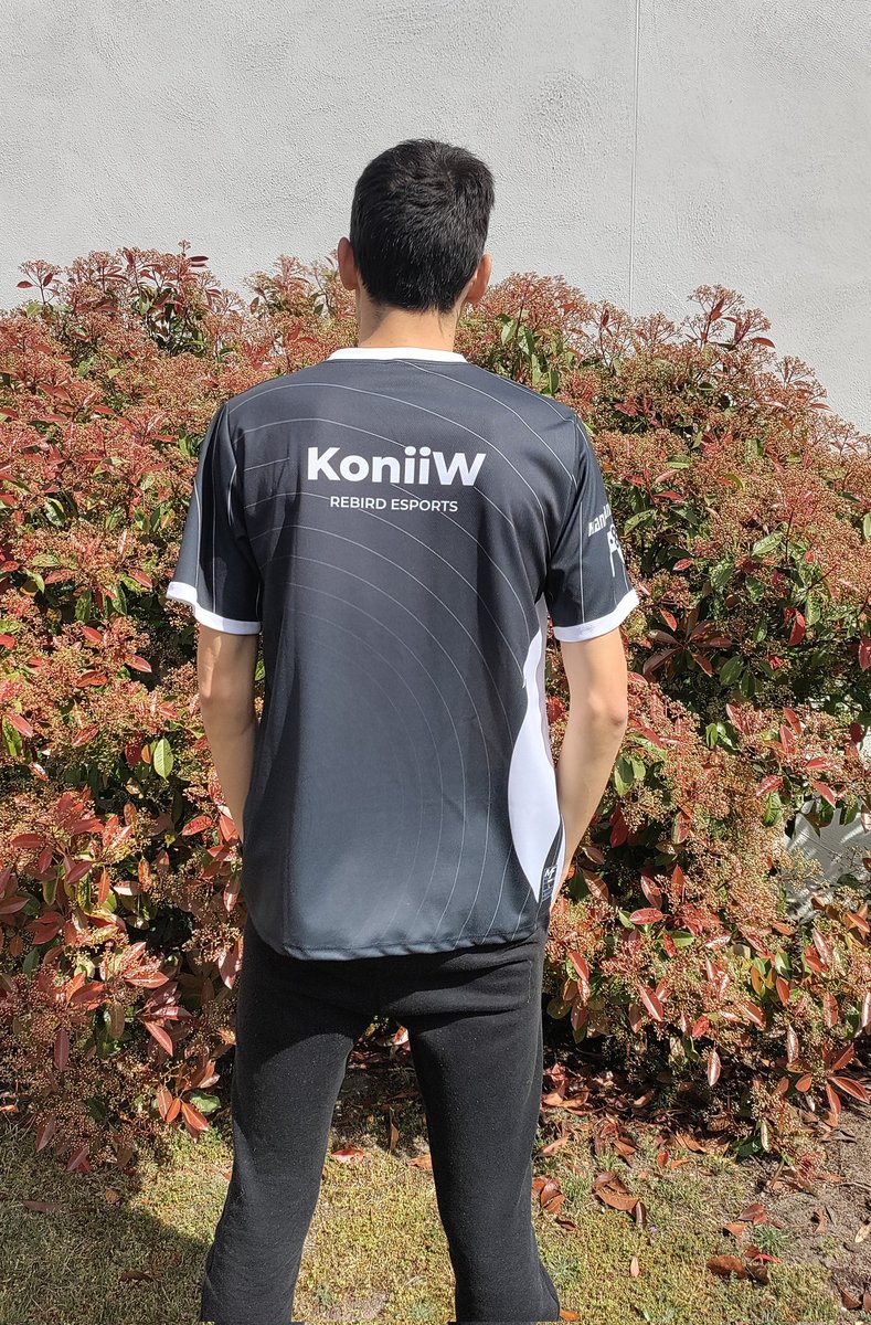 KoniiW ♤🐼 tweet media
