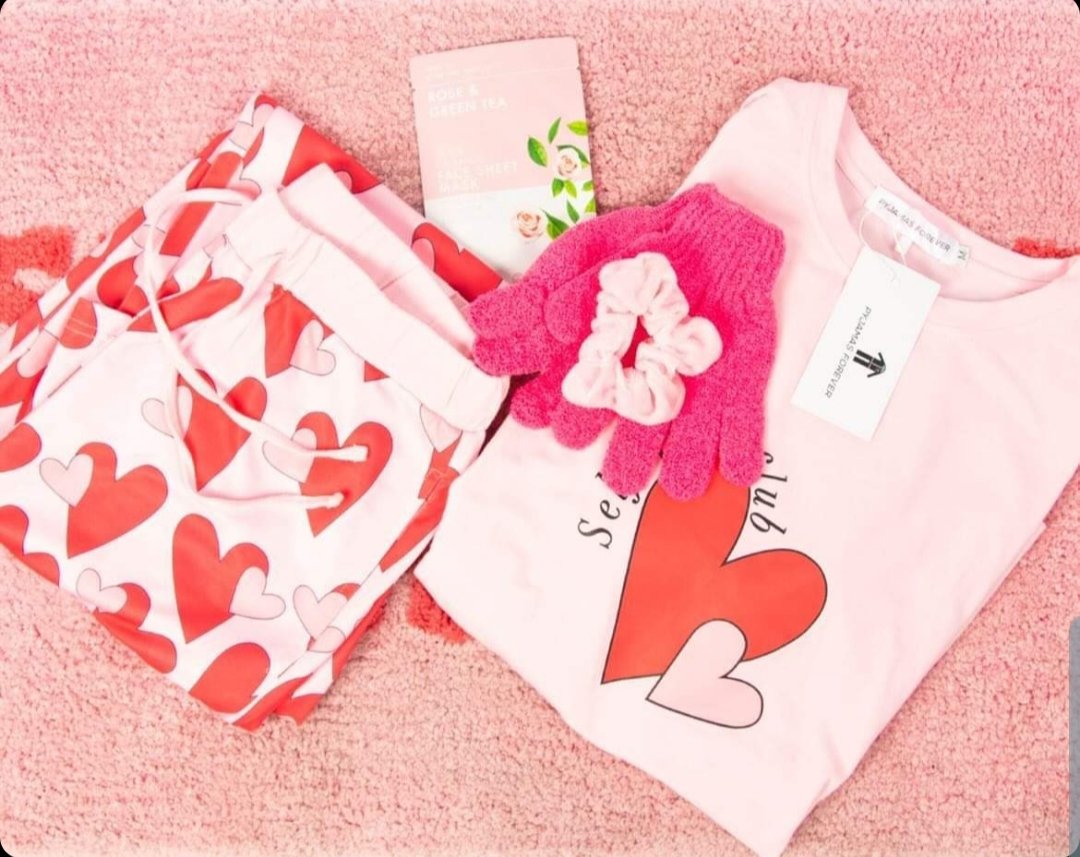 CFCF_Supporters's tweet photo. SILENT AUCTION

6 month subscription to Pyjamas Forever boxes, a bi-monthly service  delivering own branded cosy cotton pyjamas accompanied by a sweet treat &amp; beauty accessories. 

3 different winners can each enjoy this prize. 

Bid now: 
https://t.co/HCUX2b9aER https://t.co/cgqwm9itGD
