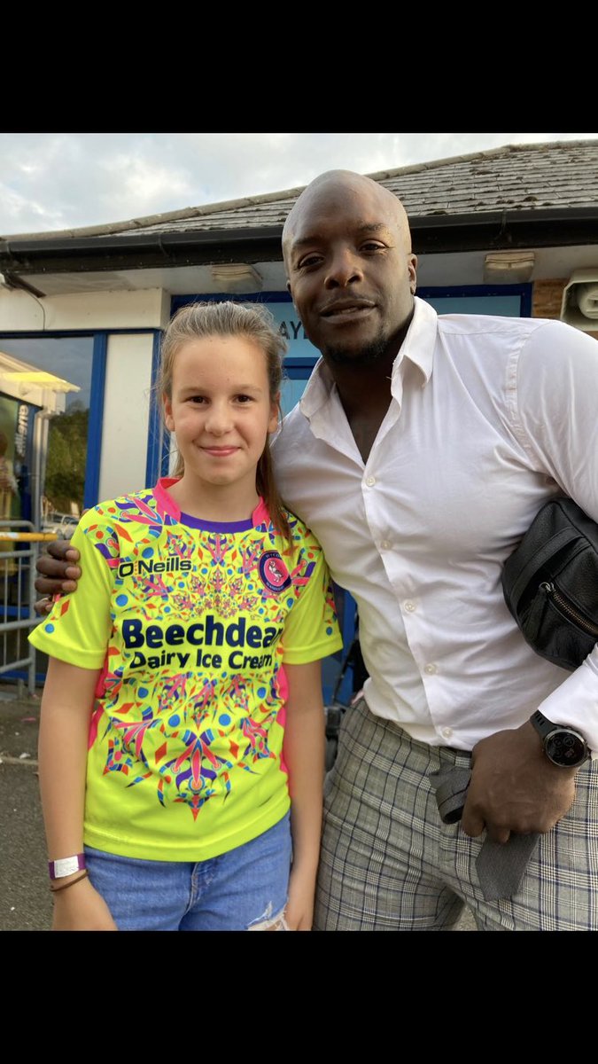 Unluckypat's tweet photo. @wwfcofficial @daRealAkinfenwa https://t.co/Pl98ynGWvk