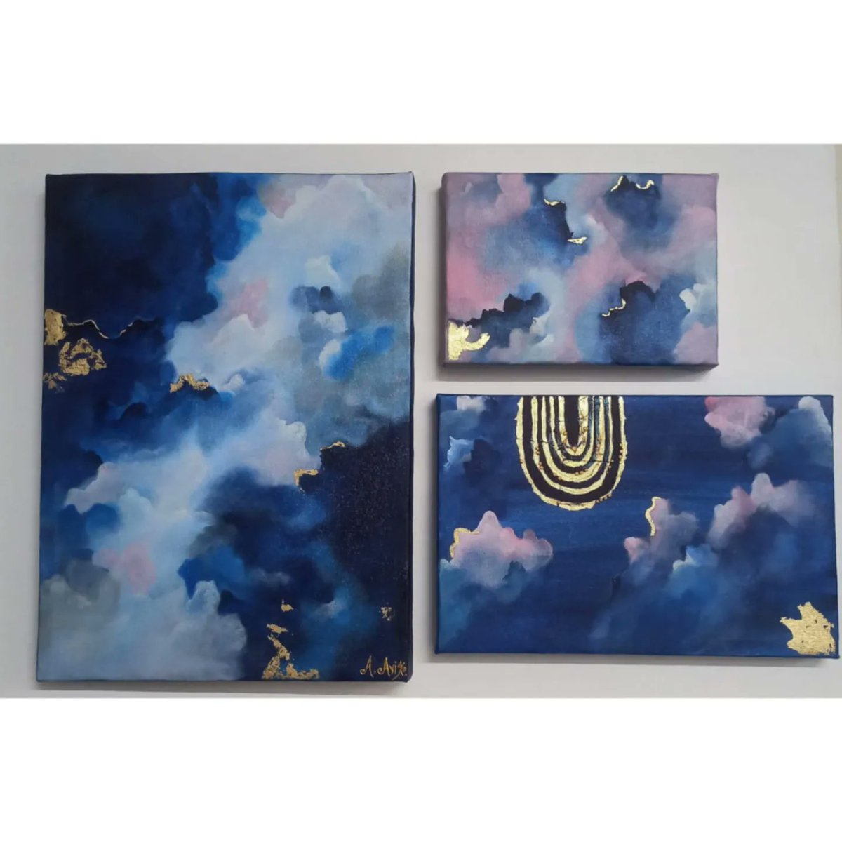 avikoart's tweet photo. Heavenly Clouds

Piece 1 - 17"X23"
Piece 2 - 18"X12"
Piece 3 - 12.5"X9"
 
Rs 5500/-
 #avikoart #pune #jodhpur #acrylic #abstract #nature #rubber #clouds #decor #interior #women #artist #indian  #windmill #creative #artforsale #goldleaf #artsy #handmade #colours #fyp #galleryart https://t.co/Pl7XjSbGLM