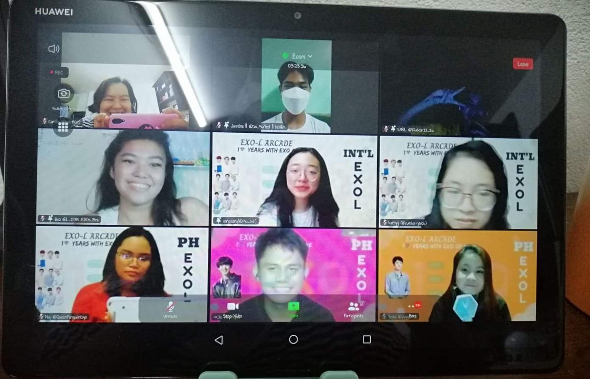 wonnderwoomin's tweet photo. @EXOLArcade my new found family,all because of @weareoneEXO 😘
#EXOLARCADE #10YearsofEXOwithLOVE https://t.co/gbvZST1A7S