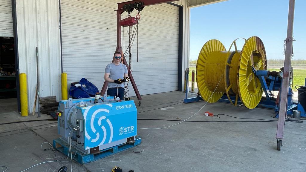 STR’s Great Yarmouth Technical Operations Manager Ollie Larkworthy spent his Friday in Houston Spooling our ESW-500 Electric Survey Winches that have recently returned from Offshore Wind Operations on the East Coast of America 🙌 

#STR
#Innovation
#Offshoreenergy