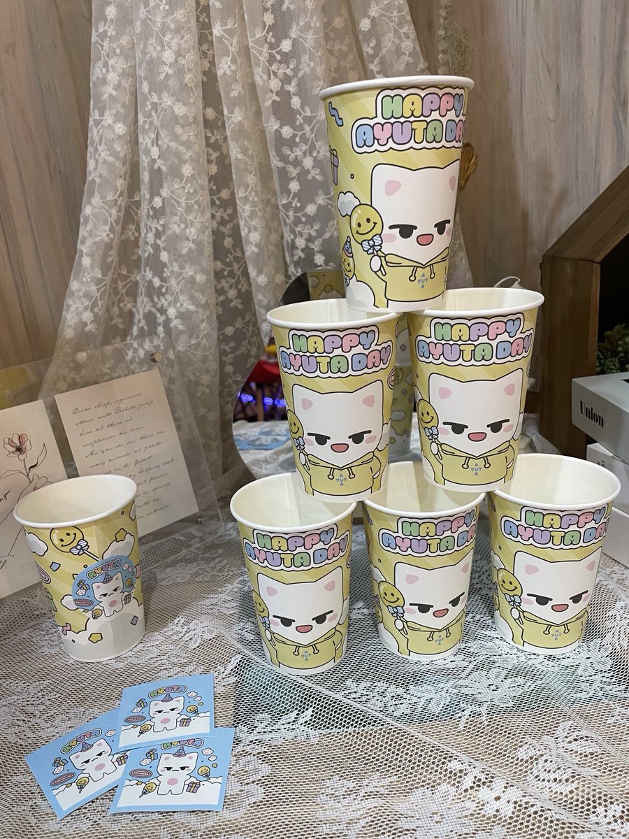 ayuchin_fandom's tweet photo. 本日までのカフェイベントへのたくさんの訪問ありがとうございました💛

#春に咲く黄色い花_歩汰19歳おめでとう
#HAPPYAYUTADAY
#福田歩汰 #후쿠다아유타 #あゆちん
#LAPONEBOYS @LAPONE_BOYS https://t.co/Xoek77QMEw