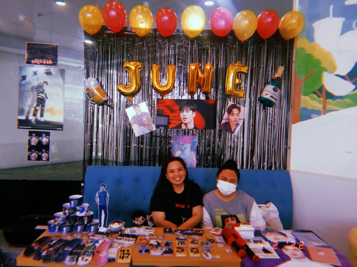 maEUNnaiseee's tweet photo. to my bff since 2010! hahaha... thank youuu so much sa pagsama sa akin. dibaaa nag enjoy ka. sabi sayo dibaaa masaya. hahahaha @pinkadobo 
labyuuu.  #AWalkWithJunhoe https://t.co/vWEw8t6a1w