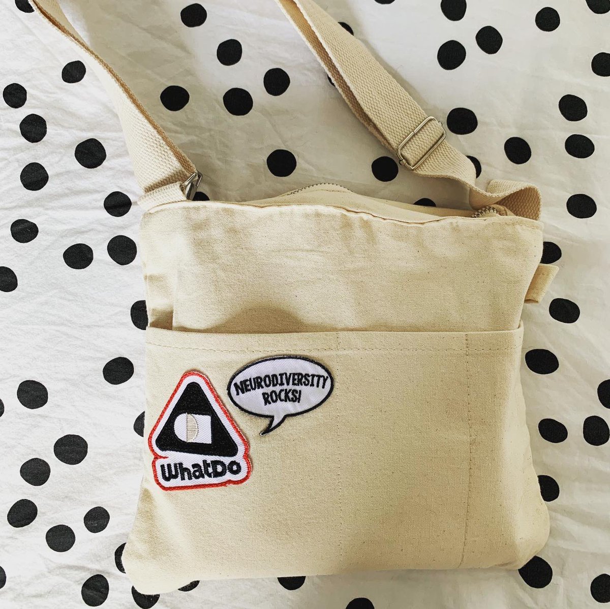 TicTagged's tweet photo. We’re in love with our amazing bag full of sensory goodies from @whatdohq 🥰

It’s such a perfect sized bag that fits all the important stuff in - our daughter is over the moon with it ❤️

#tourettesyndrome #tourettes #tourettesawareness #neurodiversity #sensory https://t.co/WpXOa3Tzuj