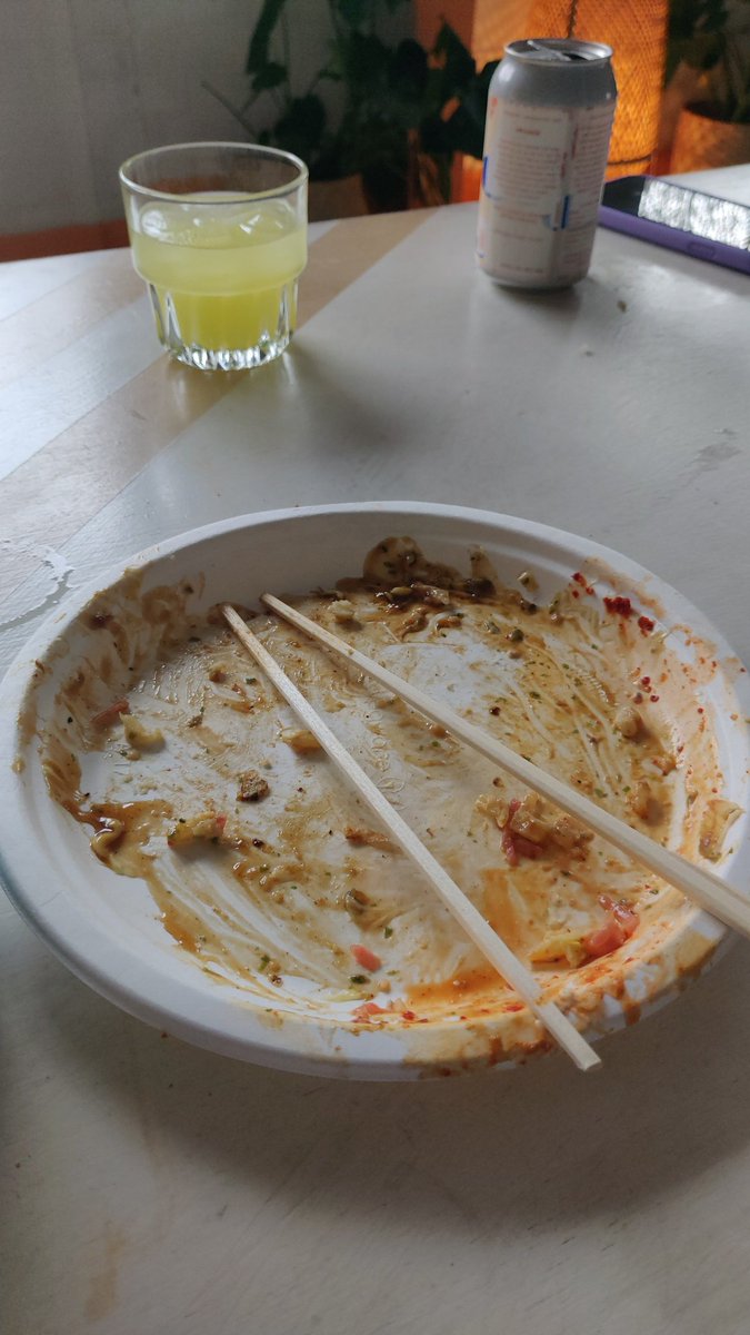 boggits's tweet photo. The bit where you post a picture of the food at @GRUBMCR but because it's @osakalocal you forget to take it until afterwards https://t.co/xdwrfsPbSl