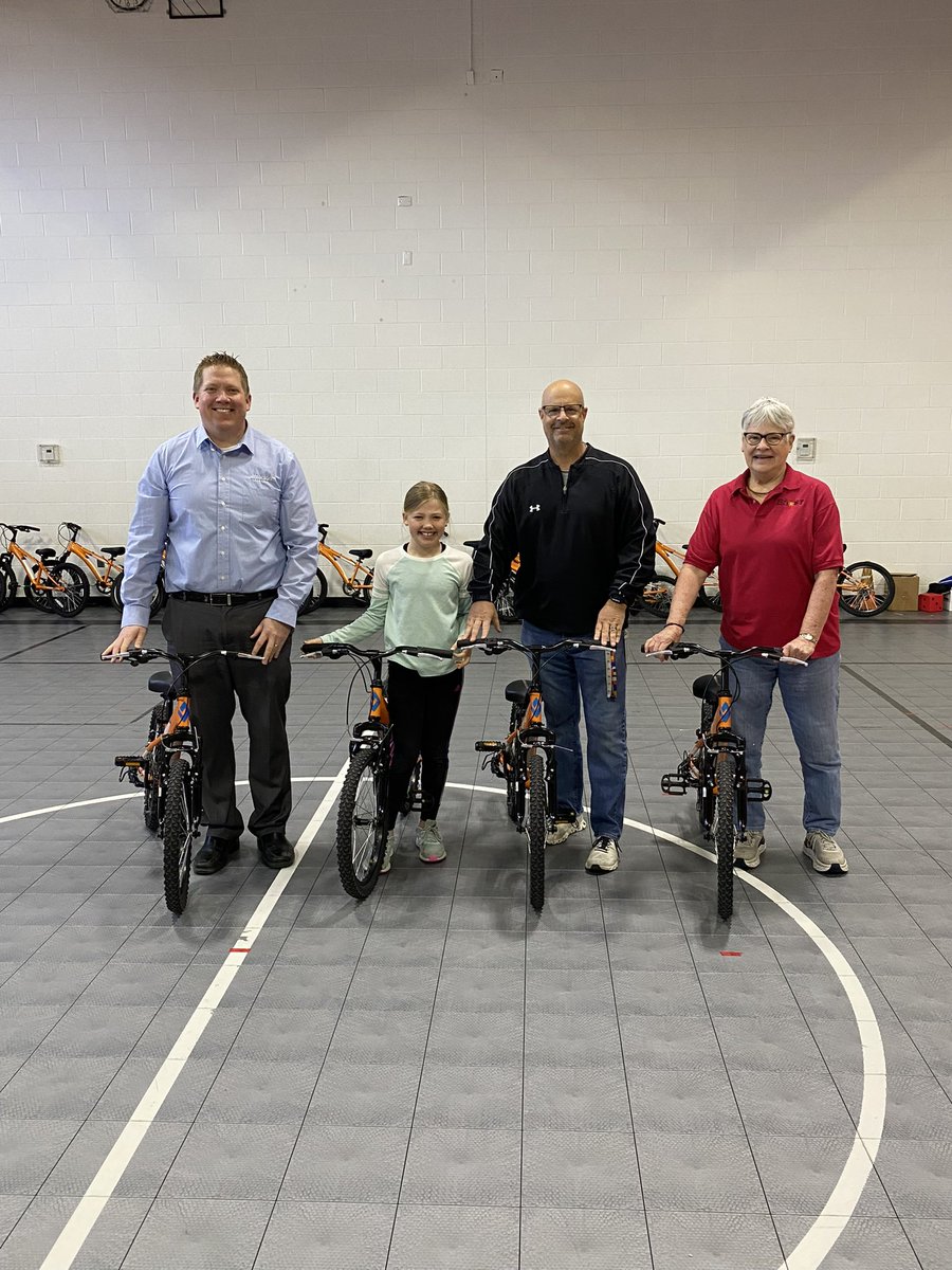 Treyjade24's tweet photo. Thank you Jefferson phone company,Boost and GC Schools for the purchase of 25 bikes for our students. https://t.co/KSjLC29YyV