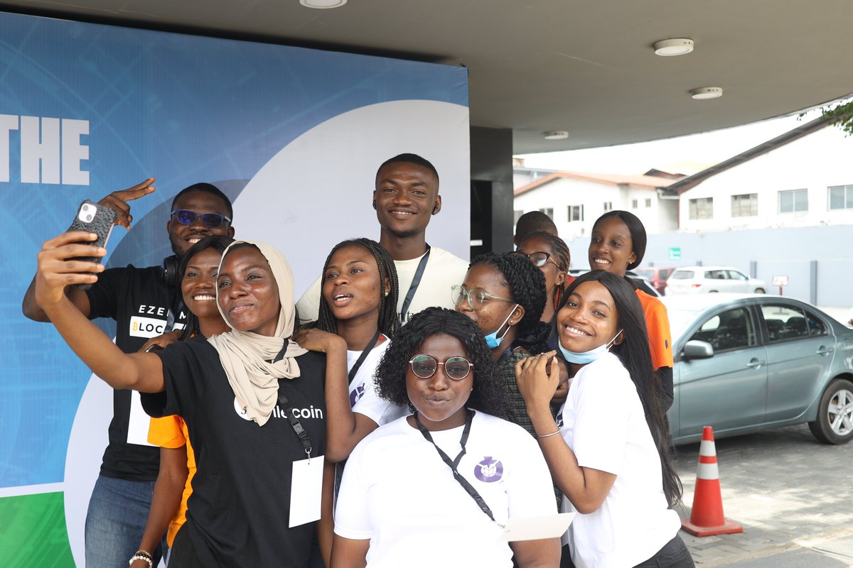 EthereumNigeria's tweet photo. WEB3 Ladies at #filecoinconferencelagos
@koderHolic
#web3ladies #web3women #Web3 #hackathon #Filecoin https://t.co/61Xk2NzPHK