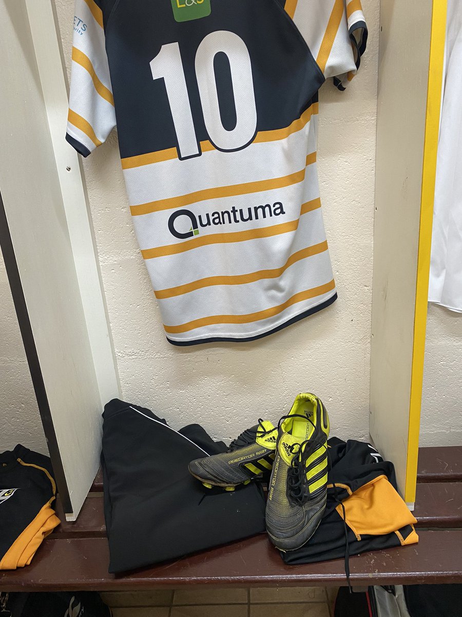 Gareth Davies tweet media