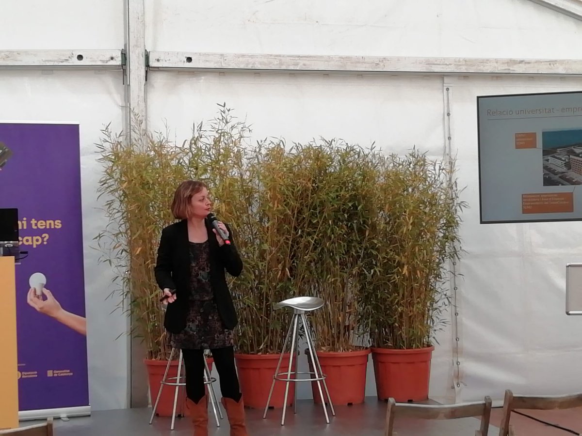 TecnoCampus's tweet photo. 📣Avui el #TecnoCampus participa en la 🆕️ Fira Mataró Orienta per #assessorar a futurs #estudiants 🧏 de tota mena d'edats: des dels més joves fins als més grans amb l'objectiu d'ajudar a trobar, #reorientar-se per evitar l'#abandonament escolar i l'atur juvenil✅️ https://t.co/iepbZkWGZy