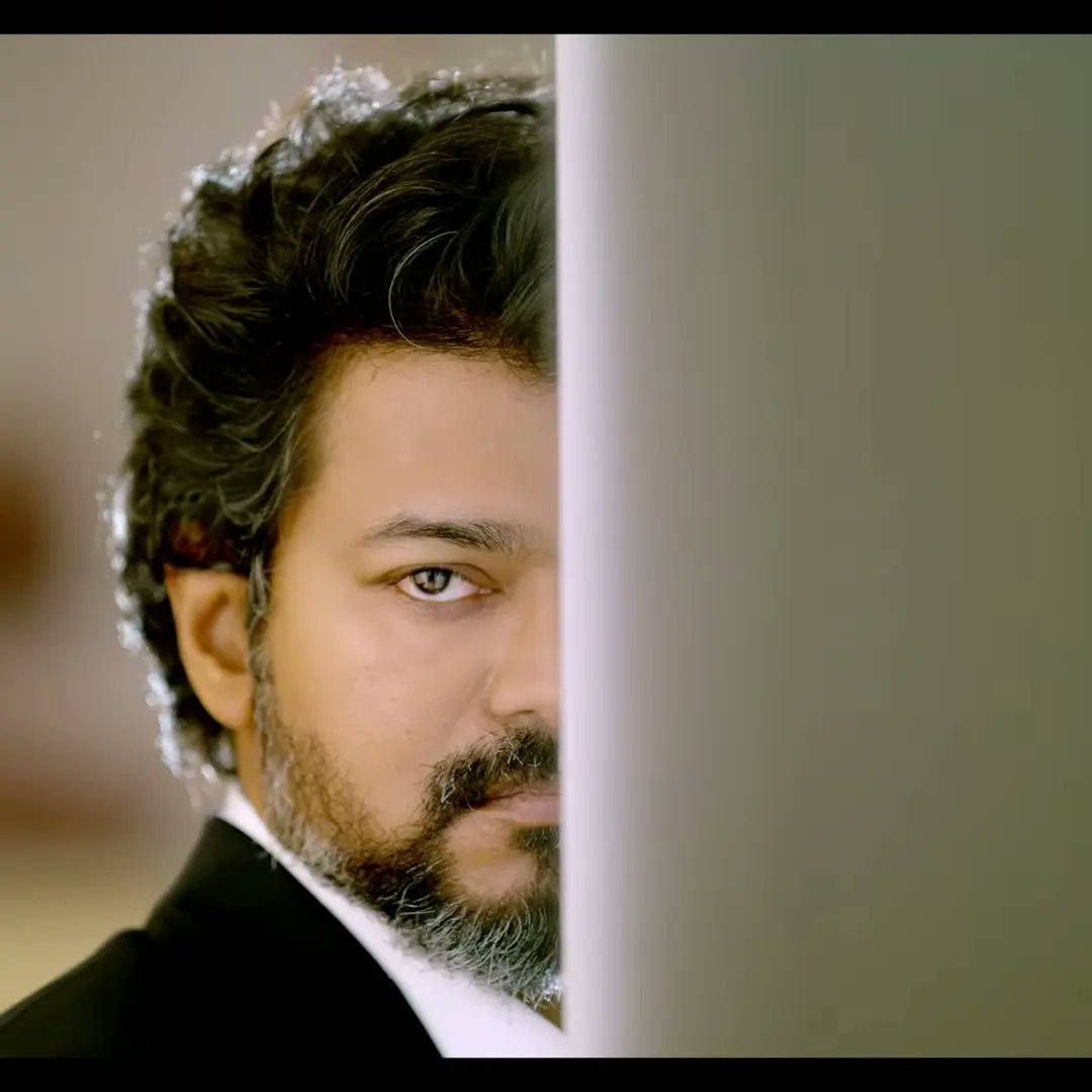 AaayaaCom's tweet photo. #BeastTrailer #beast #vijay #BeastModeON #chennai #kerala #vijayfans #ThalapathyVijay #singapore #dubai #trailer #TamilNadu https://t.co/XHQ4Cv7Q2O