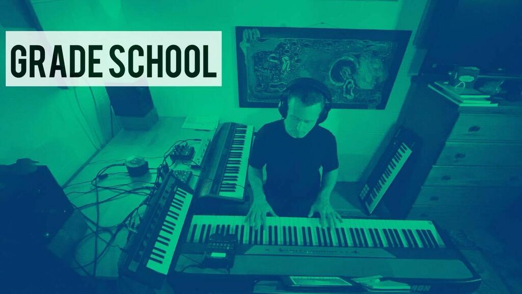 🎼 “Grade School” instrumental using Groovebox amd Pure Piano.

#iosmusician #iosmusic #purepiano #ampify #groovebox #instrumental instagr.am/tv/Cb2RztEAwqH/
