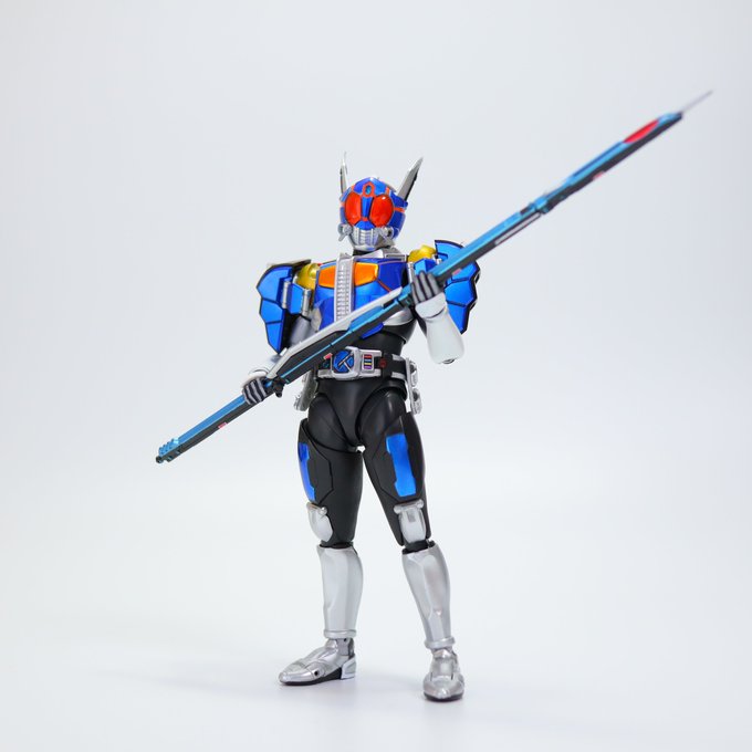 ウラちゃんの意外と豪快にデンガッシャーをぶん回すとこめちゃくちゃ好きなんだよね 