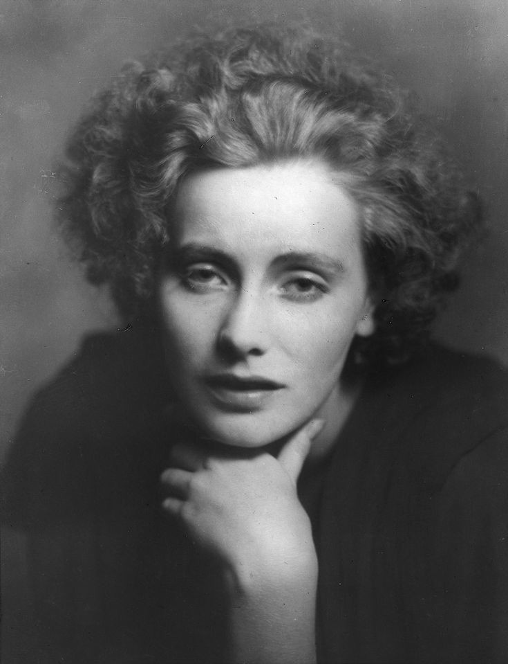 Greta Garbo by Arnold Genthe, 1925