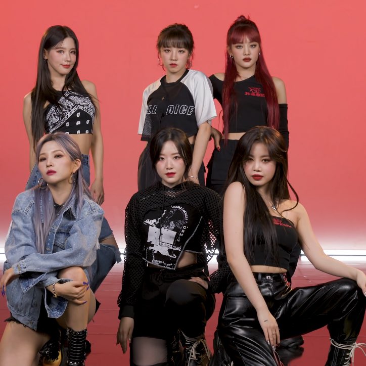 idlecitas's tweet image. they always slay so much in these relay dances like