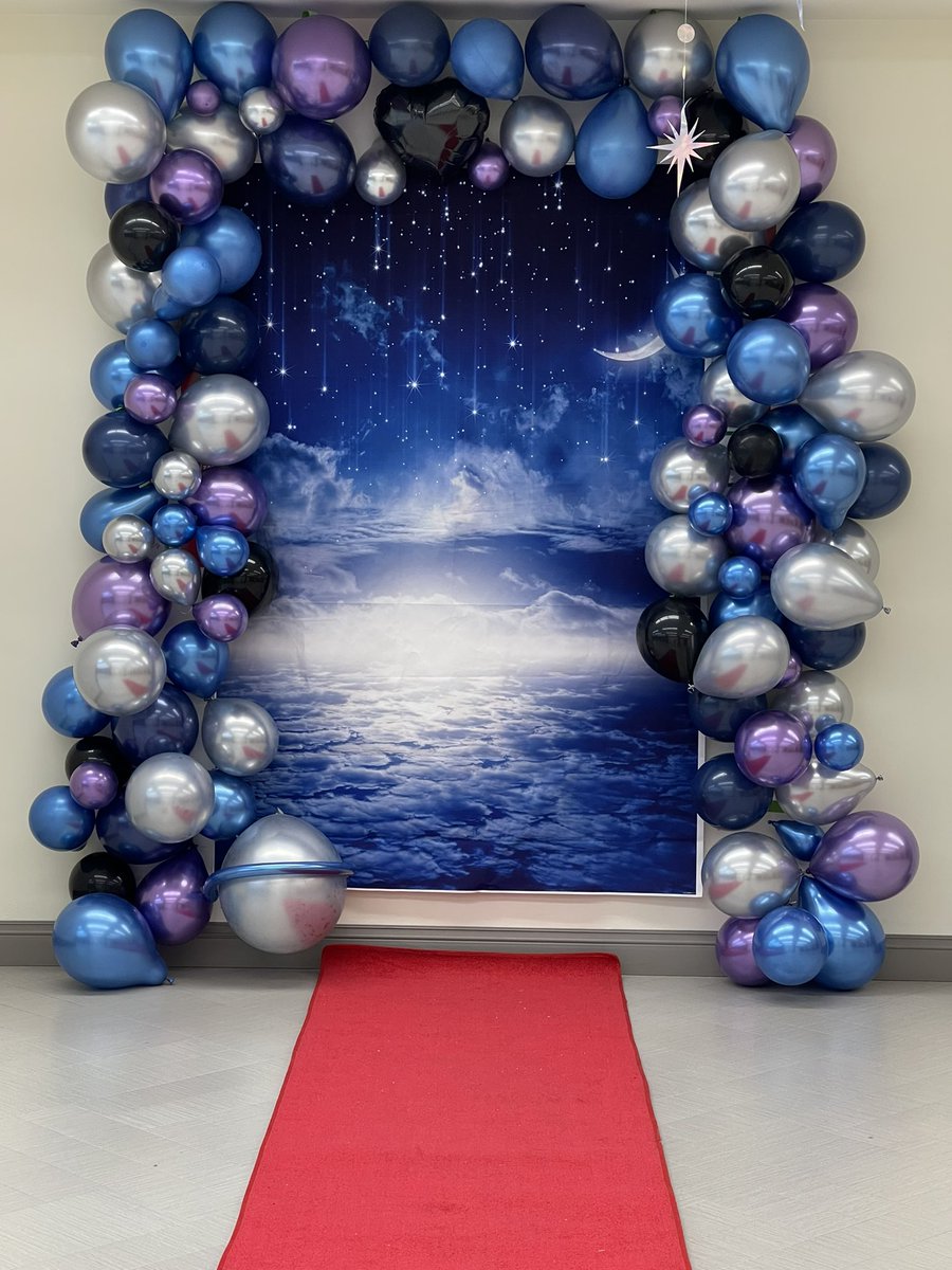 LPHS_Activities's tweet image. Can’t wait to see all of our shooting stars at tonight’s Sadie Hawkins dance!