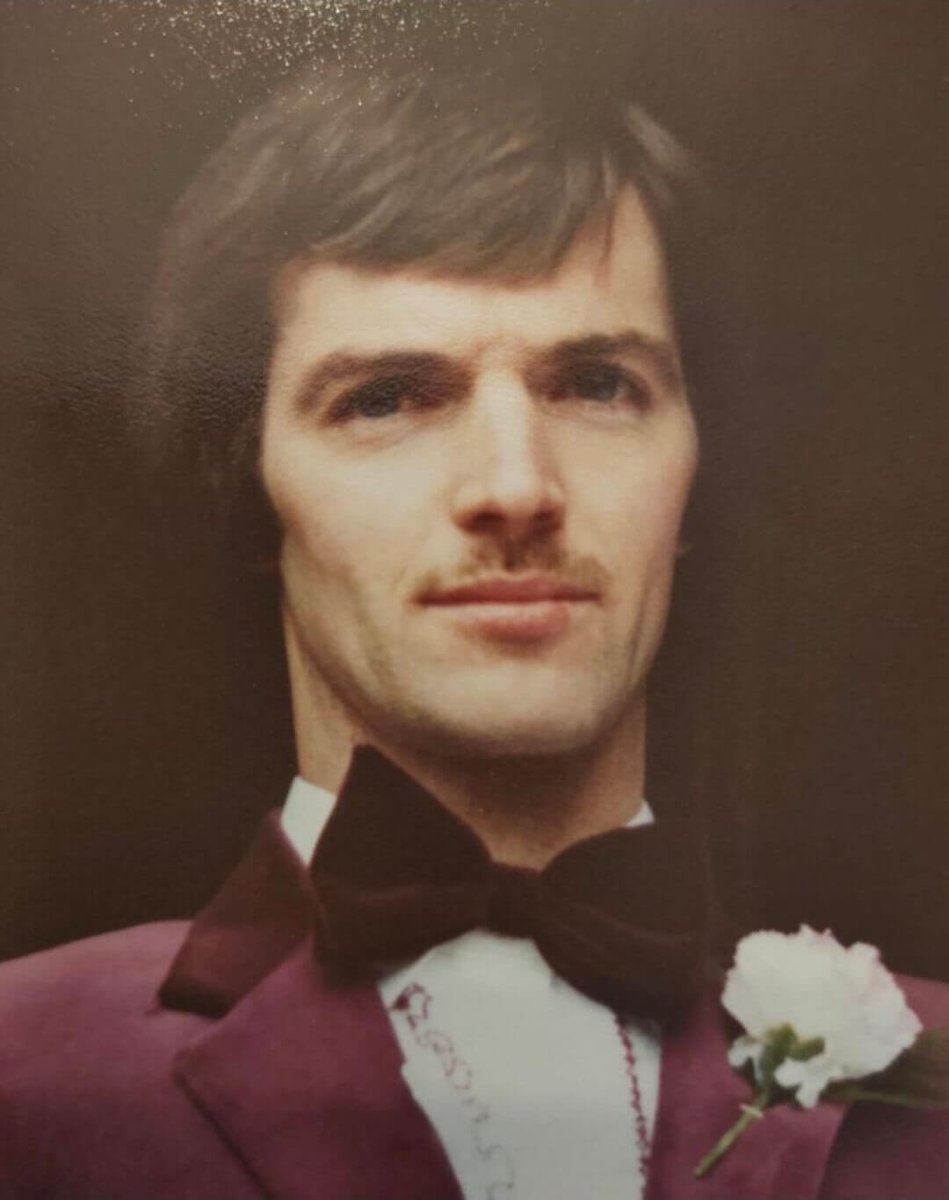 Republican Memorial Tributes 32 tweet media