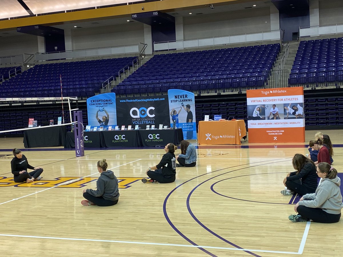 devans6434's tweet image. Kalynn Evans Mitchell at Lipscomb University in Nashville ⁦@ArtofCoachingVB⁩ ⁦@yogaathletex⁩ ⁦@sbisdathletics⁩