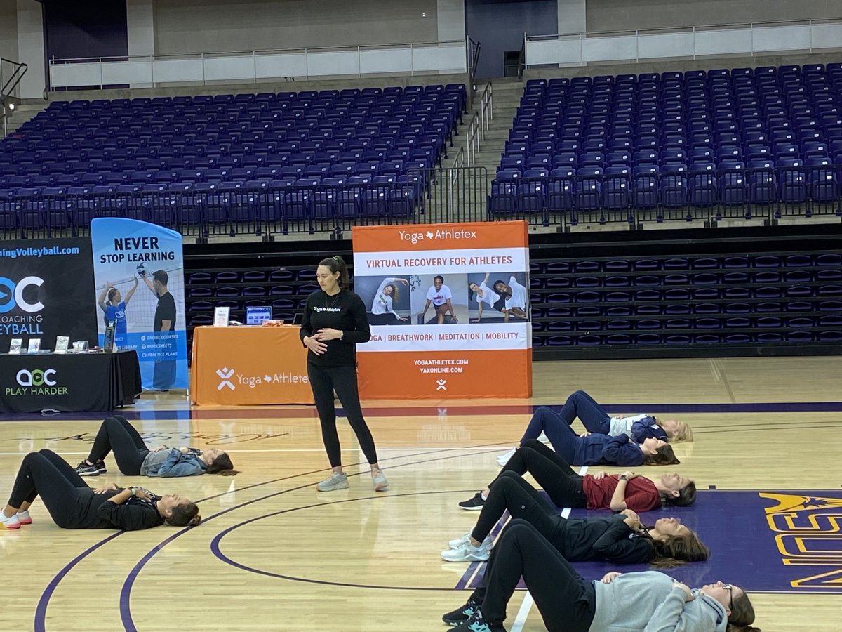 devans6434's tweet image. Kalynn Evans Mitchell at Lipscomb University in Nashville ⁦@ArtofCoachingVB⁩ ⁦@yogaathletex⁩ ⁦@sbisdathletics⁩