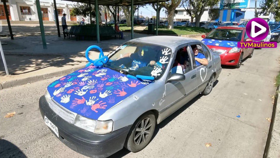 TVMaulinos_'s tweet image. ESTÁ PASANDO/ Caravana por la concientización del #Austimo en #Talca.