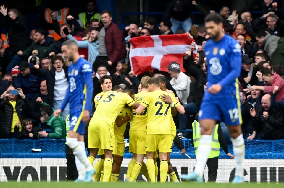 BoonaFm's tweet photo. #PLResults Chelsea suffered a damaging 1- 4 loss to Brentford at Stamford Bridge. #BoonaFmSports https://t.co/XZivZPPwGf