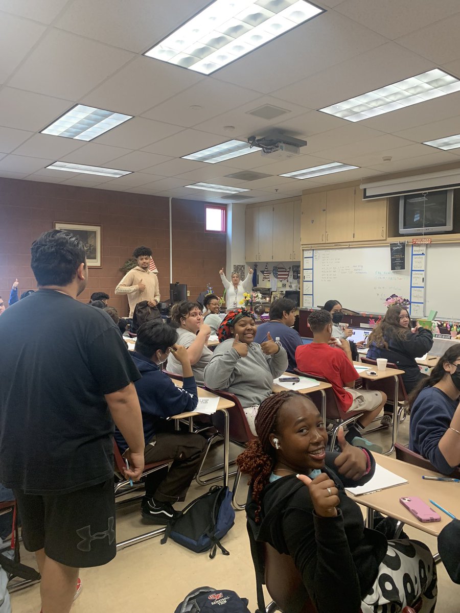 DrBunn's tweet photo. Saturday School is in full academic swing! Thank you Mr. Jacob @JacobMorenoIII, Mrs. Aiko @C6H12O6Addict, Mrs. Martin, Ms. Selva, and Mrs. Giudice for providing robust opportunities for your students through STEP. You are appreciated! @Colony_High https://t.co/qjaq6WV7OF