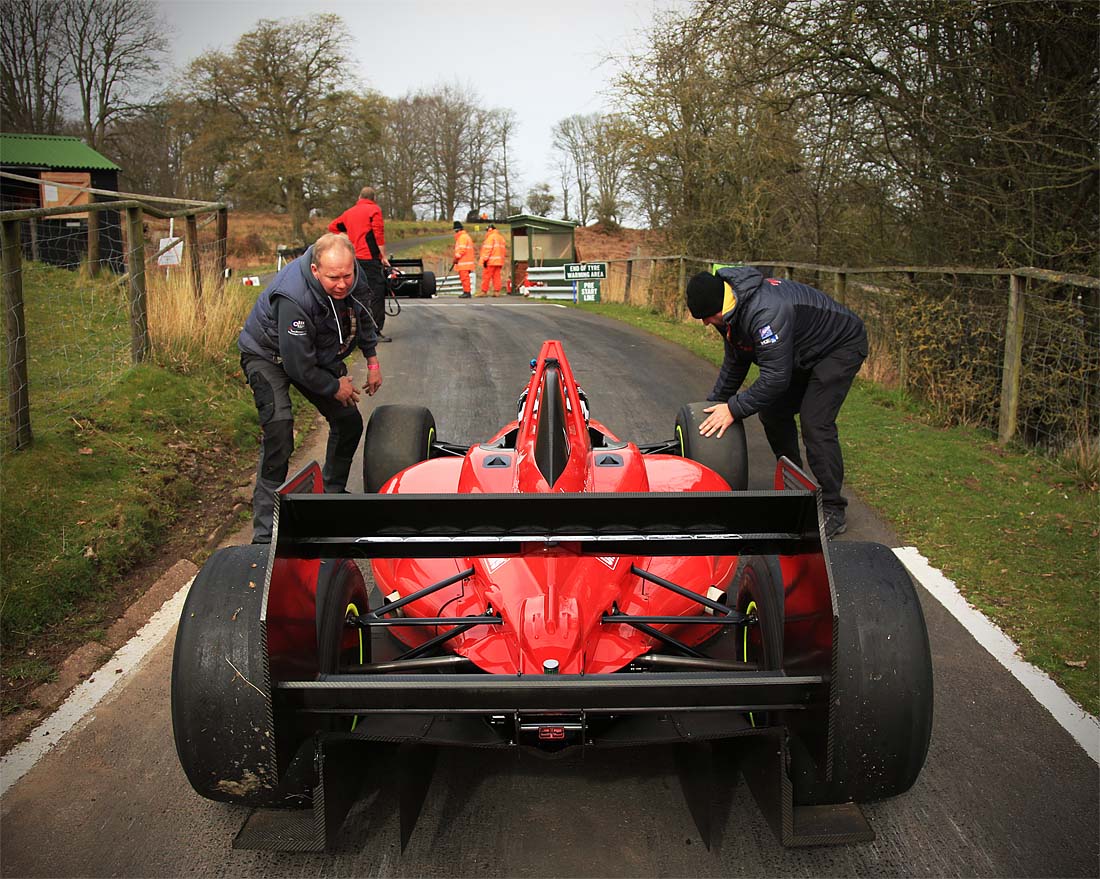First hillclimb of the year for me today, it's good to be back 📷😃 <a href="/hdlcc/">HDLCC Hagley & District Light Car Club</a> <a href="/bigstones/">Wallace</a> #LotonPark <a href="/2020zoom/">geoff robinson</a>