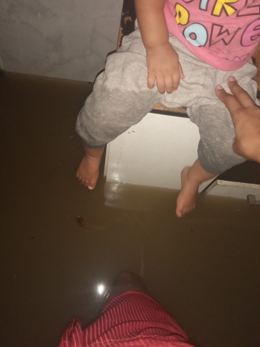 💔😭😭😭 minha situação é essa perdi tudo dentro de casa,  as coisas da minha filha tbm , 😭😭