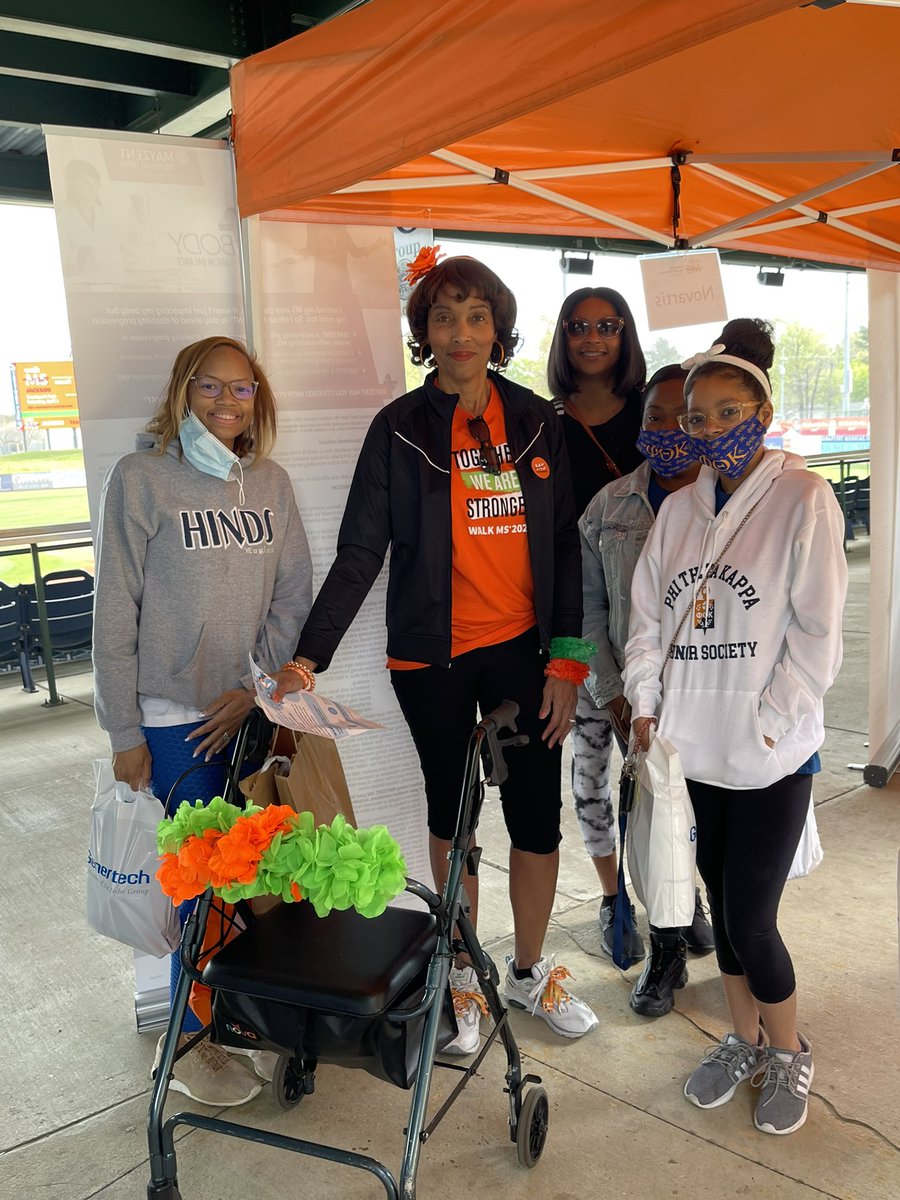 Dr_PMcClellan's tweet photo. Alpha Zeta Omega chapter volunteered and participated at Walk MS. #PTK #wesupport #service #JATC
@PHITHETAKAPPA @HindsCC https://t.co/benrMseqXB