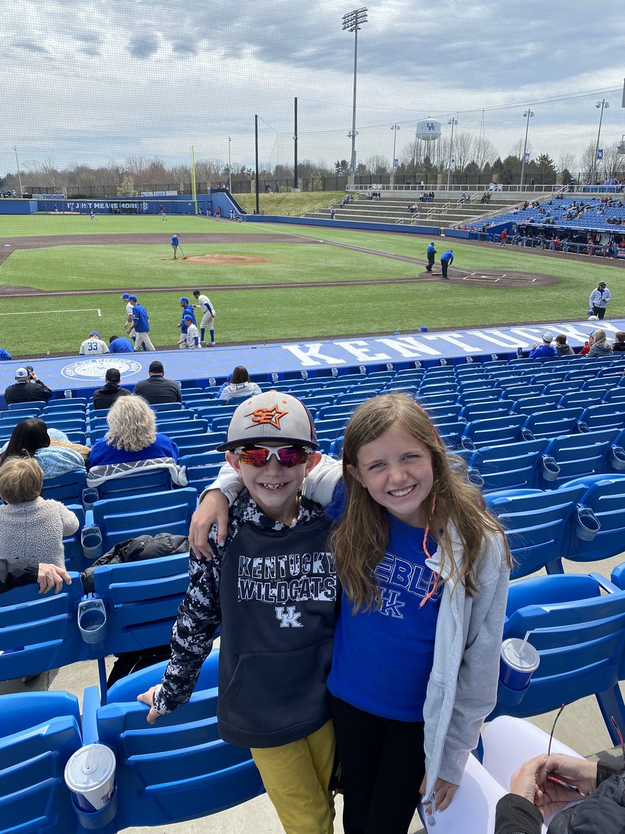 nickdonovan26's tweet photo. #weareuk https://t.co/7VxOjV7iWQ