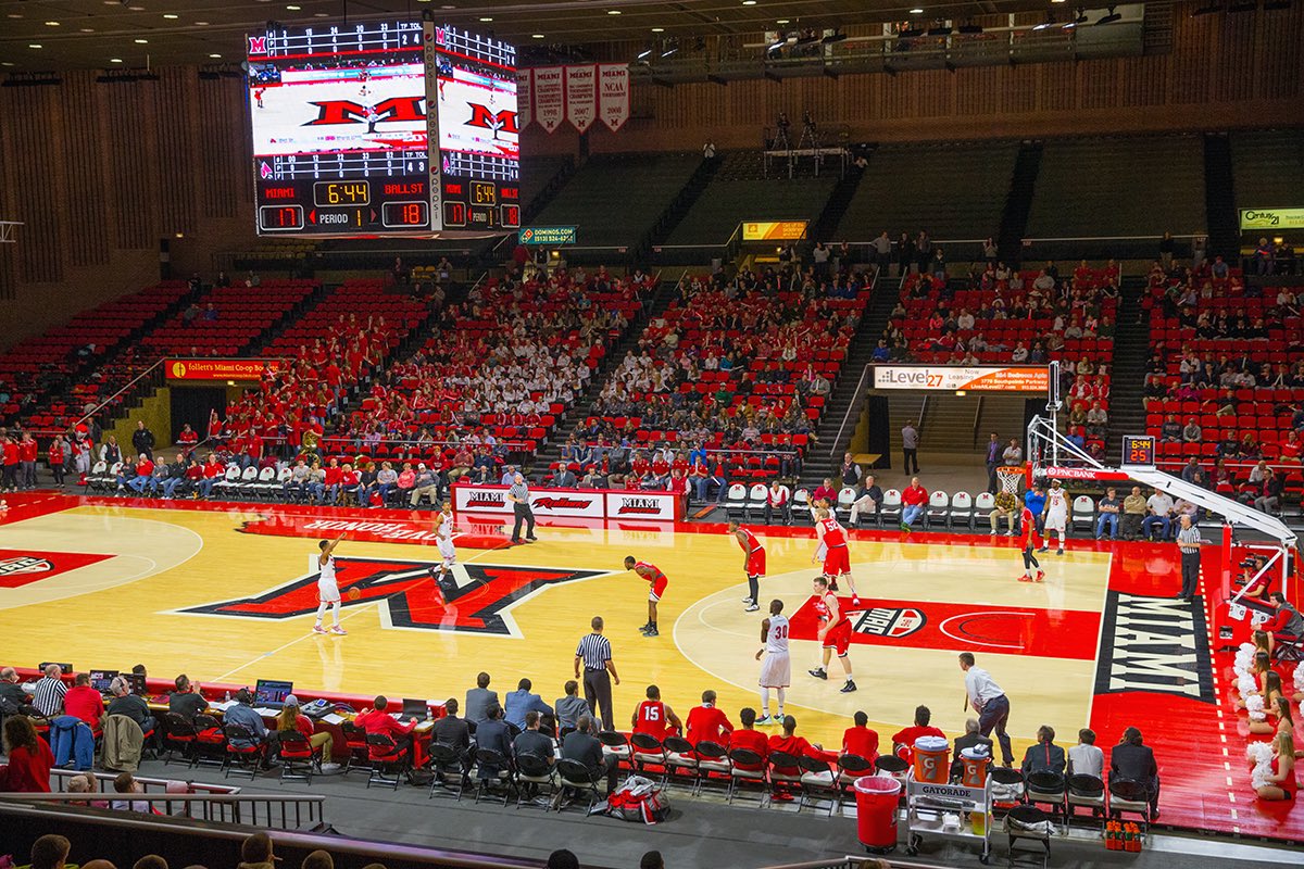 EvanIpsaro's tweet image. After a great conversation with Coach Steele @CoachSteeleMU I am blessed to receive an offer from Miami (OH) University. Thank you to Coach Steele for believing in me. Go Redhawks! @MiamiOH_BBall