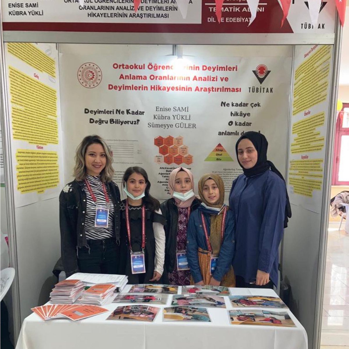 ErenlerIlk's tweet photo. 📌 Okulumuz öğrencileri TUBİTAK 2204-B Ortaokul Öğrencileri Araştırma Projeleri Yarışmasında bölge finaline yükseldiler. Karaçoban tarihinde bir ilke imza atan öğrencilerimiz ilçemizi ilk kez bu yarışmada temsil ederek hepimizi gururlandırdı.
@karacoban_meb 
@skaygusuz https://t.co/gyDEb8zCY0