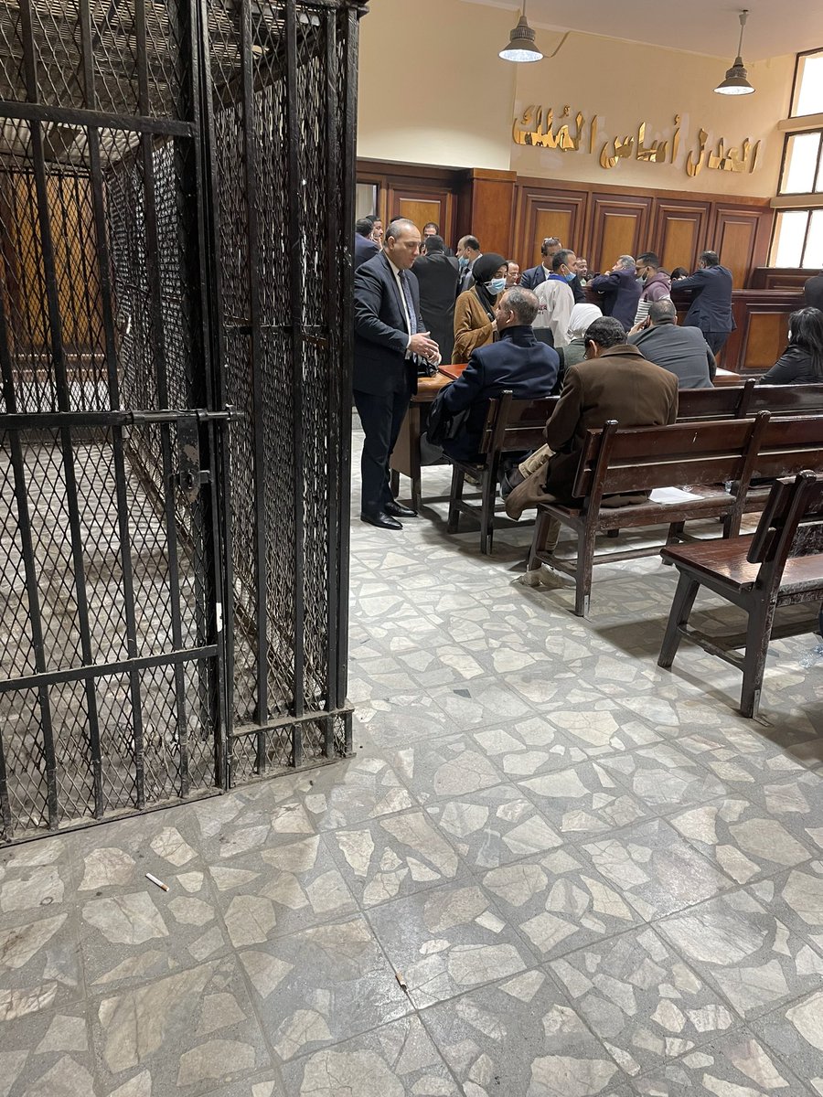 YakoutiYassine's tweet photo. 1ère victoire au Caire dans la défense de la jeune française Louise* avec mon confrère Ossama Ebeid, le tribunal accepte de transmettre la requête en nullité à la Cour d’Appel et le Procureur renonce à requérir la peine de mort ou la prison à perpétuité #droitpenalinternational https://t.co/VKyt9goZWv