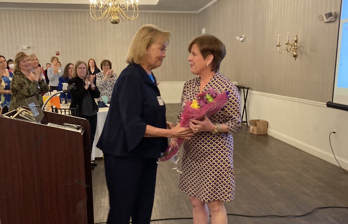 Congratulations to Carilyn Rains who was the recipient of the “beloved” Anne Sheetz Award! Great job Carilyn! ⁦<a href="/MSNOmass/">MSNO</a>⁩ ⁦@apsnurseleader⁩ ⁦<a href="/RobinCogan/">@robincogan.bsky.social 🟧</a>⁩ ⁦<a href="/kathyhass/">Kathy Hassey</a>⁩