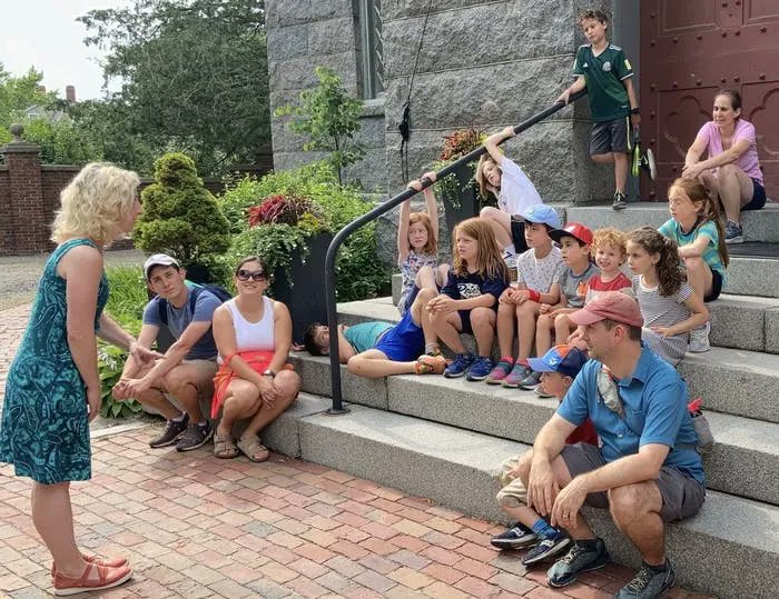 DestSalem's tweet image. Looking for the best way to explore #SalemMA for the whole family? Join Salem &amp;amp; Boston Kids Tours for historic tours around town just for kids and teens! Learn more and book here: buff.ly/3wRWVJk