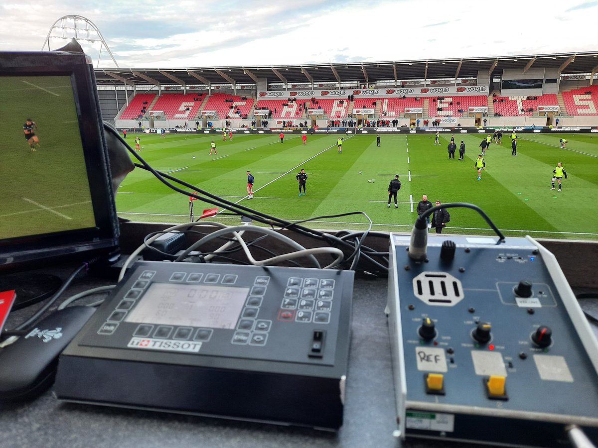 daimogssoapbox's tweet photo. #timekeeping #official @WelshRugbyUnion @URCOfficial @official_parc @scarlets_rugby v @Cardiff_Rugby ko 7.35pm #RefsTeam #TualTrainini Ref #EricTMO @FranceRugby #DewiPhillips WRU #RhodriMorgan WRU
et al, fiercely objective & independent 🏉🏉🏉🏴🏴🏴 https://t.co/30j3g10255