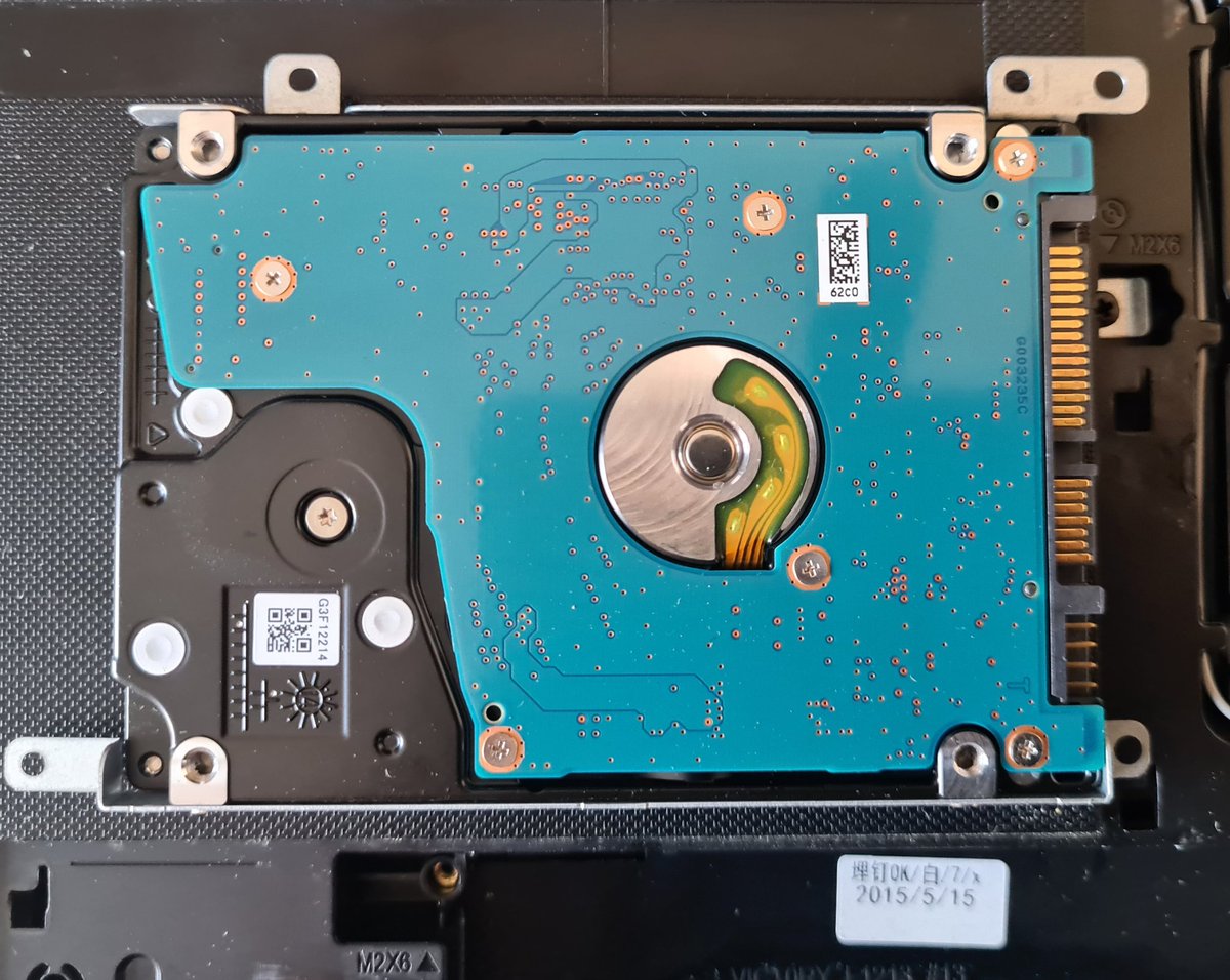 dcampbeld's tweet photo. Weekend project. Bust laptop turns into external hard drive https://t.co/eqzswCmhNt