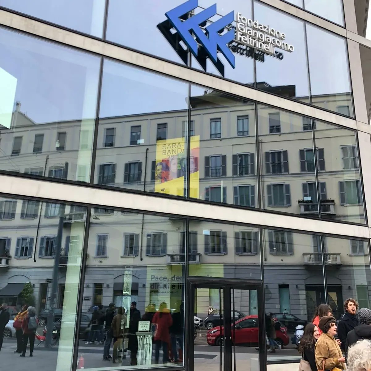 Pace, Democrazia, Diritti e Libertà

 Sono alcuni valori in cui Checcoro crede e che non smetterà mai di difendere, a modo suo, una nota dietro l'altra.

Ringraziamo CasaComune per l'invito
E <a href="/pfmajorino/">Pierfrancesco Majorino</a> e <a href="/ZanAlessandro/">Alessandro Zan</a> per portare avanti le giuste battaglie per tuttə noi.
