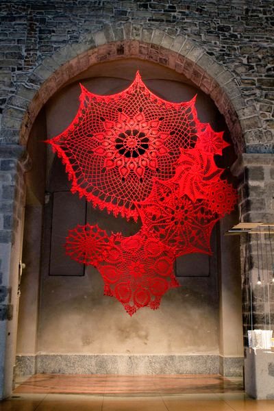 womensart1's tweet photo. US artist Ashley V. Blalock, Keeping Up Appearances Installation Series, 2011, crochet and lace sculpture  #WomensArt https://t.co/ZlCpjqqI7s