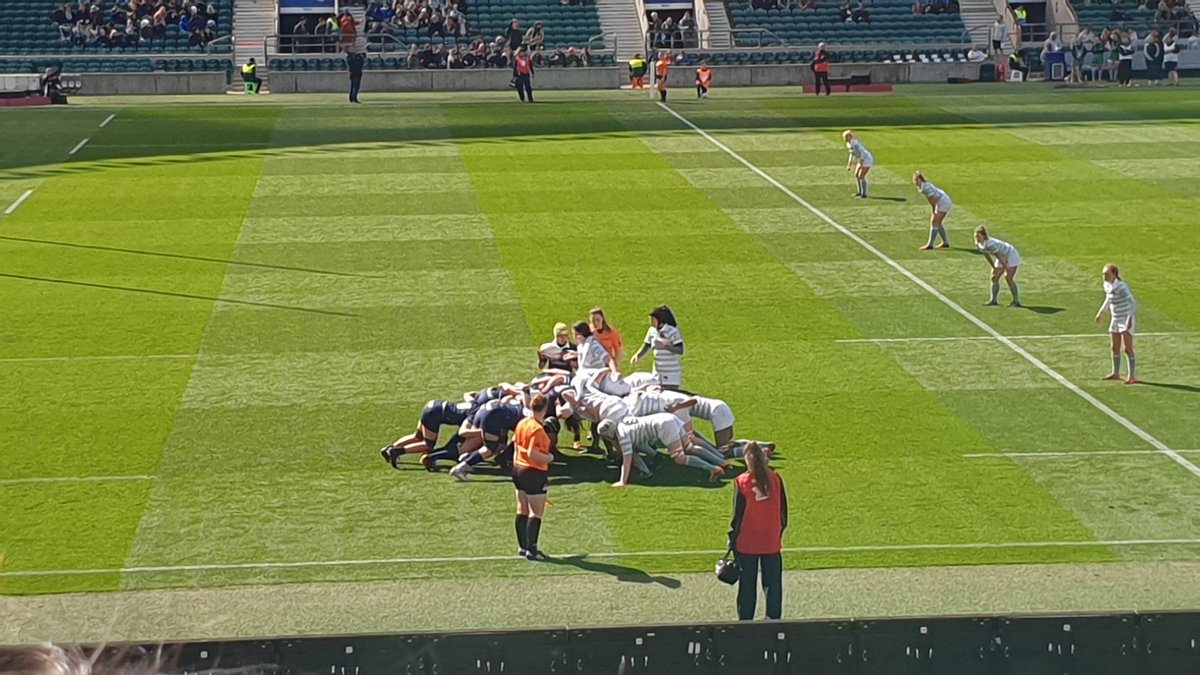 breeiv's tweet photo. #varsitymatches  #comeonoxford 🏉 @frida_juni https://t.co/dXFV3peaYj