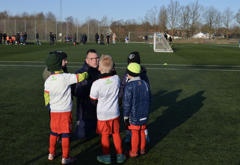 RBKoge's tweet photo. Vores U7 drenge var i dag en tur i Brøndby, hvor de deltog i Brøndby Mini Cup
#rbkøge #rbkoge #rbk2020 #rbktoptalent #mpbiler #unisport #puma https://t.co/gAWC3BDTGm