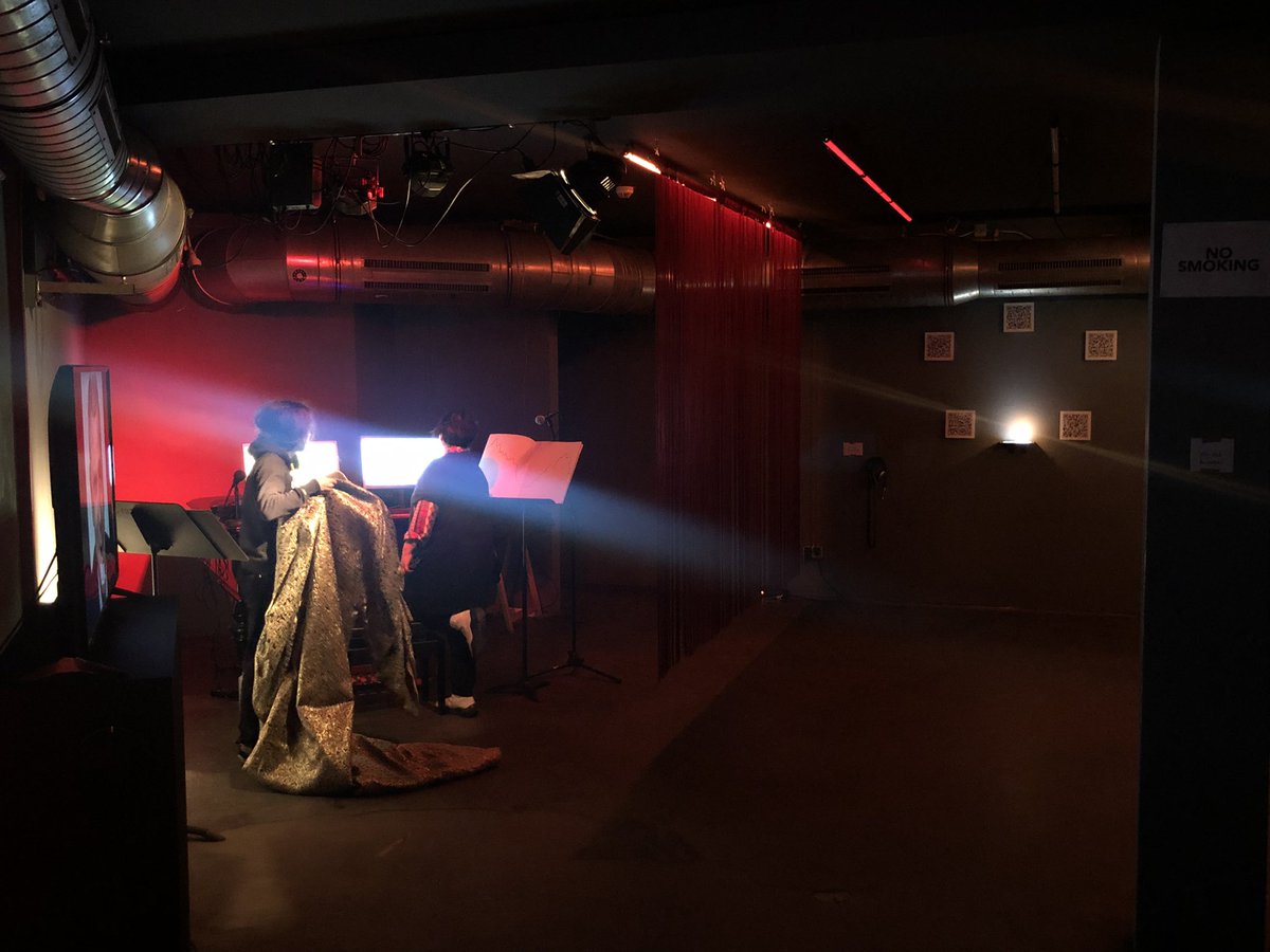 bgnm_bgnm's tweet photo. Exhibition tour! At 13.00 tomorrow we will be offering an in-person tour of the exhibition in English. 

Come to @acudmachtneu at 13.00 tomorrow to learn about our artists’ ventures into Web3! ✨ https://t.co/cUHPhItOoG