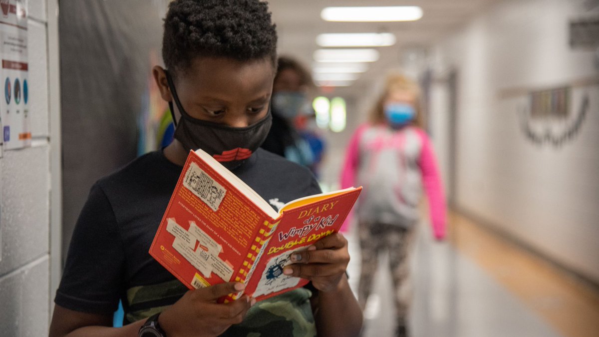 SCPSchools's tweet photo. Let's celebrate International Children's Book Day by sharing what your favorite book is to read to your child. #SCPSReads #SCPSStrong https://t.co/hcGGJBhSwm