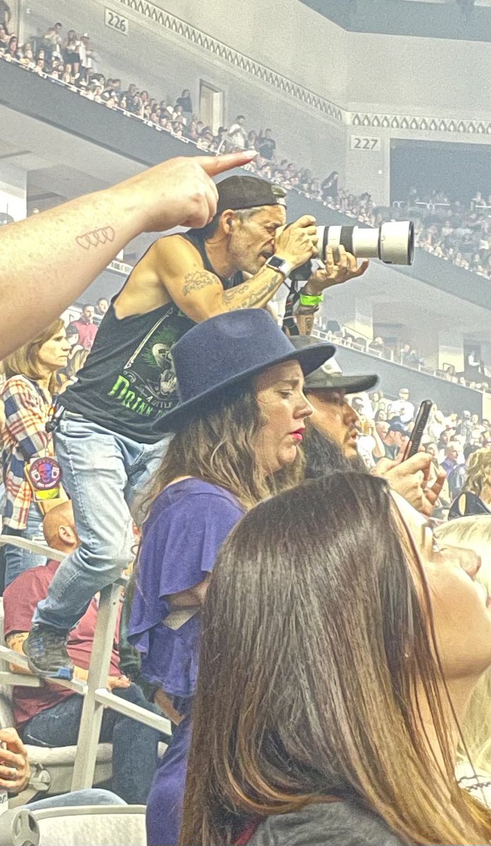 Tiffany (@tjohnson52) on Twitter photo Love seeing a photographer go to any lengths to get the pictures of their artist <a href="/ericchurch/">Eric Church</a> #anthonydangio #EricChurch Love seeing a photographer go to any lengths to get the pictures of their artist <a href="/ericchurch/">Eric Church</a> #anthonydangio #EricChurch