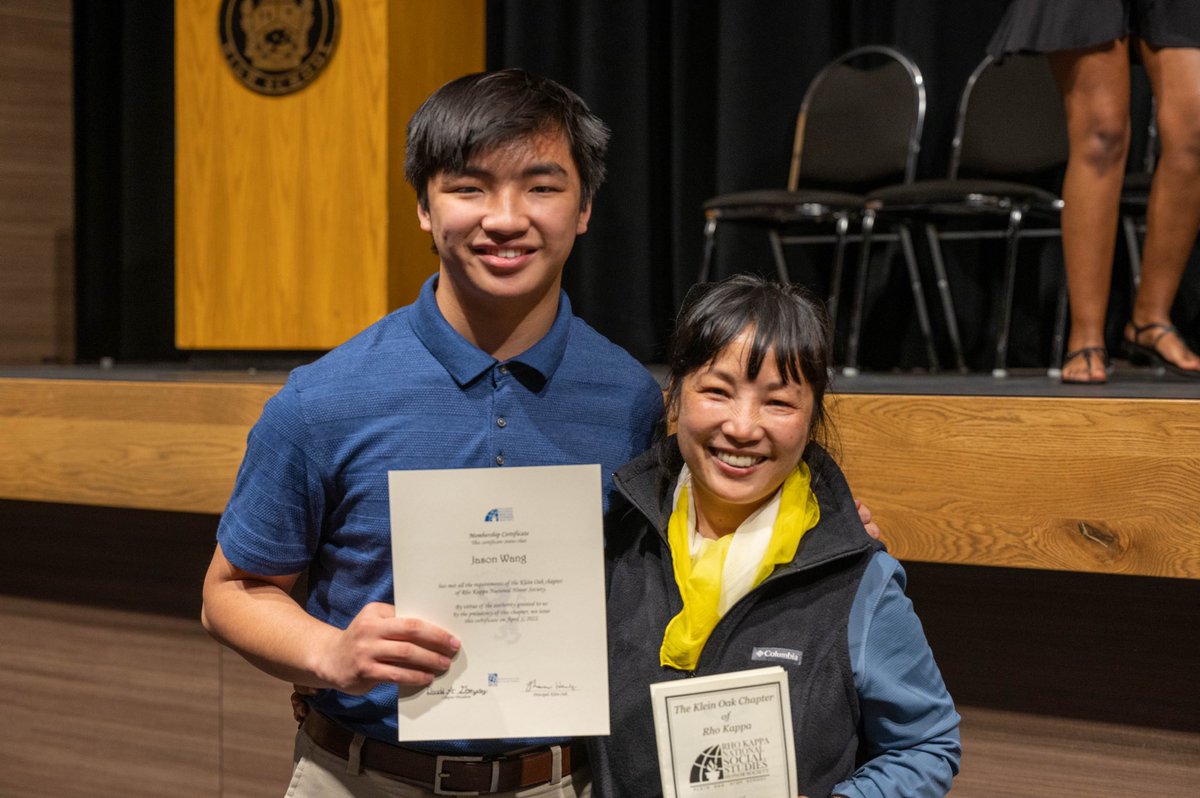 Congrats to the <a href="/KleinOak/">Klein Oak HS</a> students inducted into the FIRST-EVER <a href="/RhoKappaNCSS/">Rho Kappa Social Studies Honor Society</a> Chapter in <a href="/KleinISD/">Klein ISD</a>! 🎉 So proud of these scholars for making their academic mark in Klein ISD history! #Promise2Purpose
