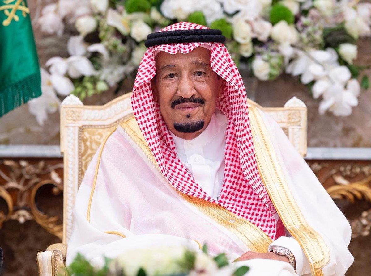 AJELNEWS24's tweet photo. عاجل 🔴 
.

.
الملك سلمان مغرداً عبر تويتر :

نبتهل للمولى سبحانه أن يديم على وطننا وشعبنا كل الخير .. تقبل الله صيامكم وقيامكم، وكل عام وأنتم بخير.
- https://t.co/gqOvIVdgna